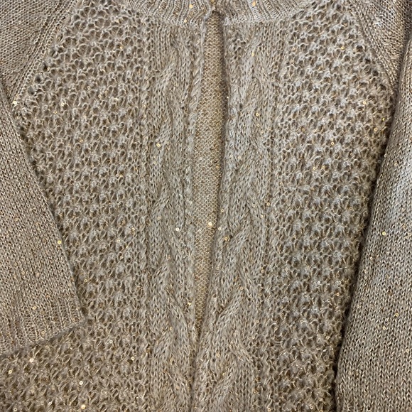 Hand knit cardigan - Picture 5 of 11